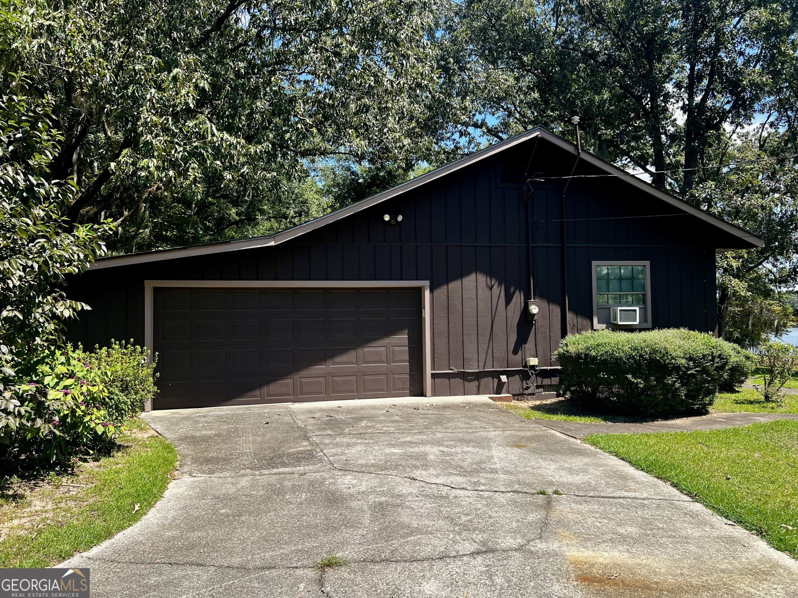 847 Lake Drive East Dublin - 5