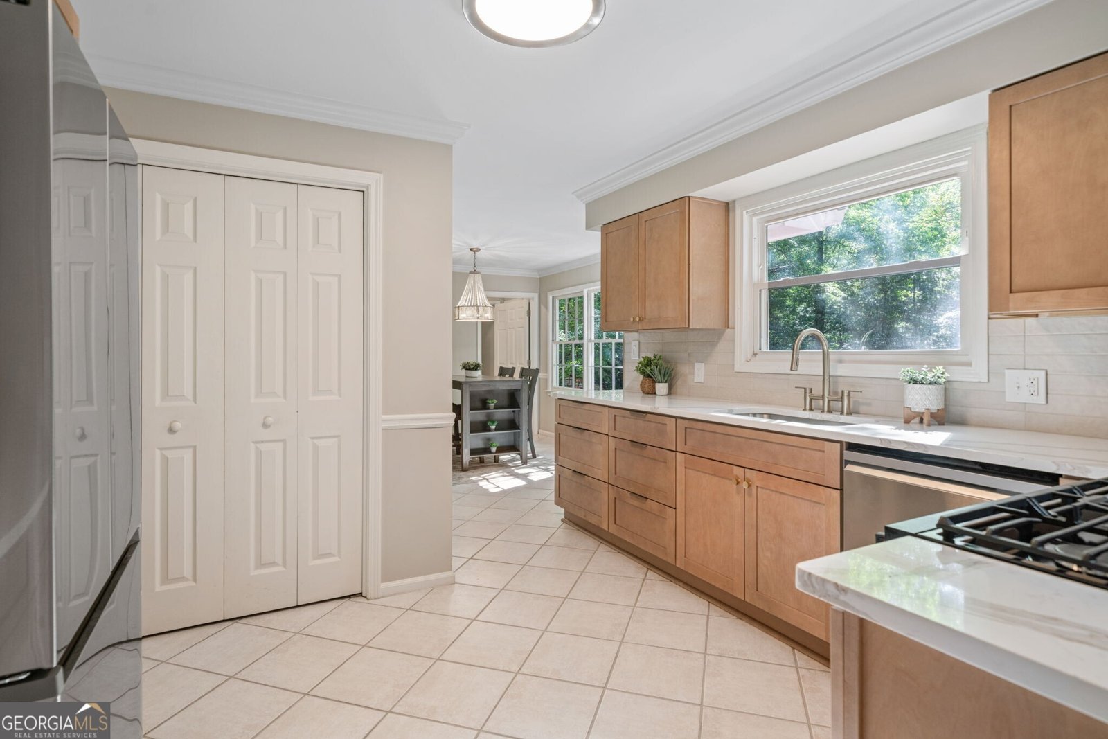 10555 Shallowford Road Roswell - 14