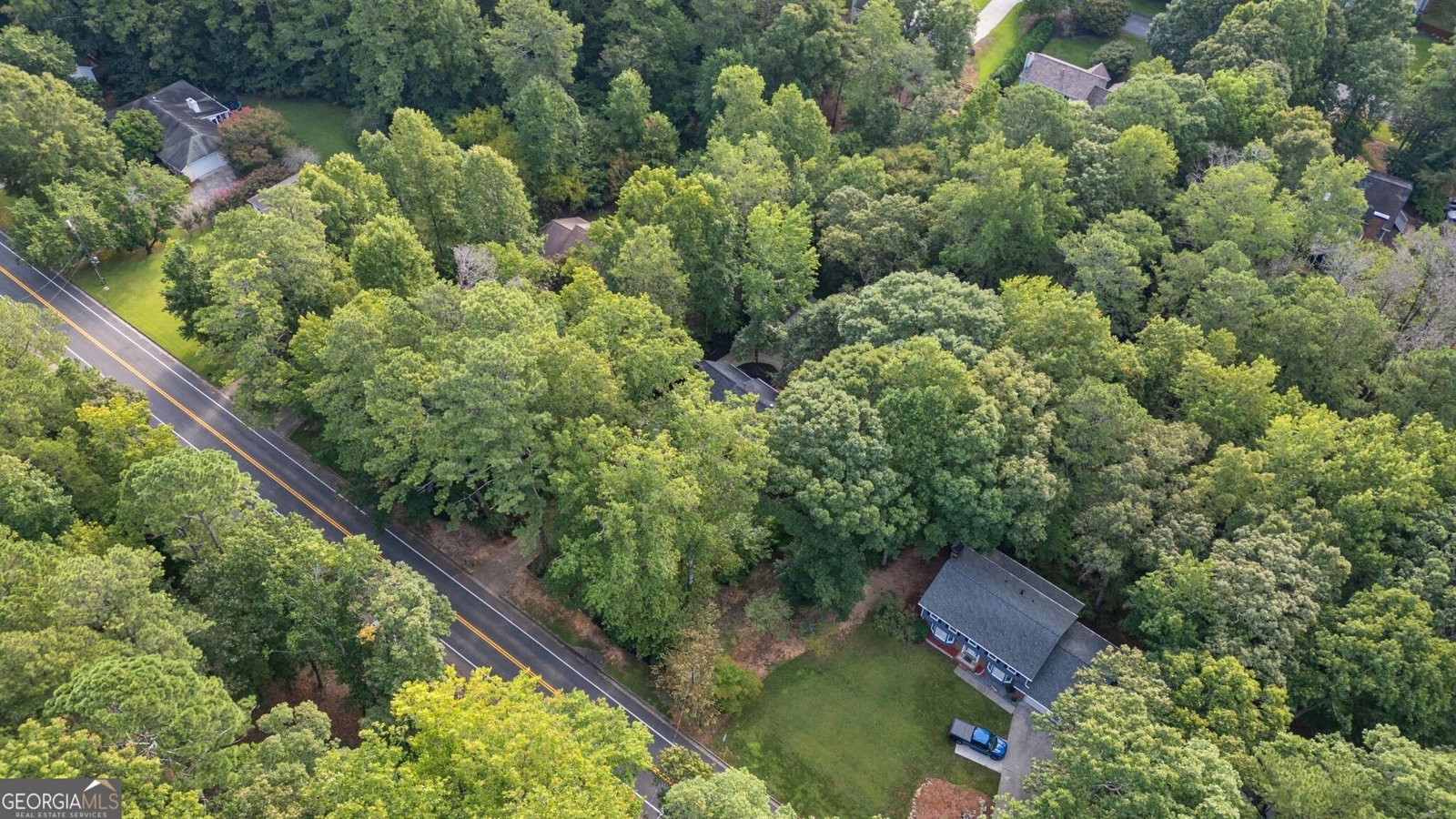 10555 Shallowford Road Roswell - 43
