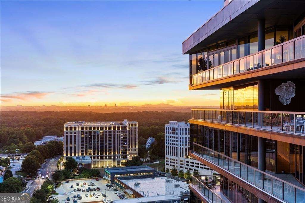 3107 Peachtree Road Atlanta - 2