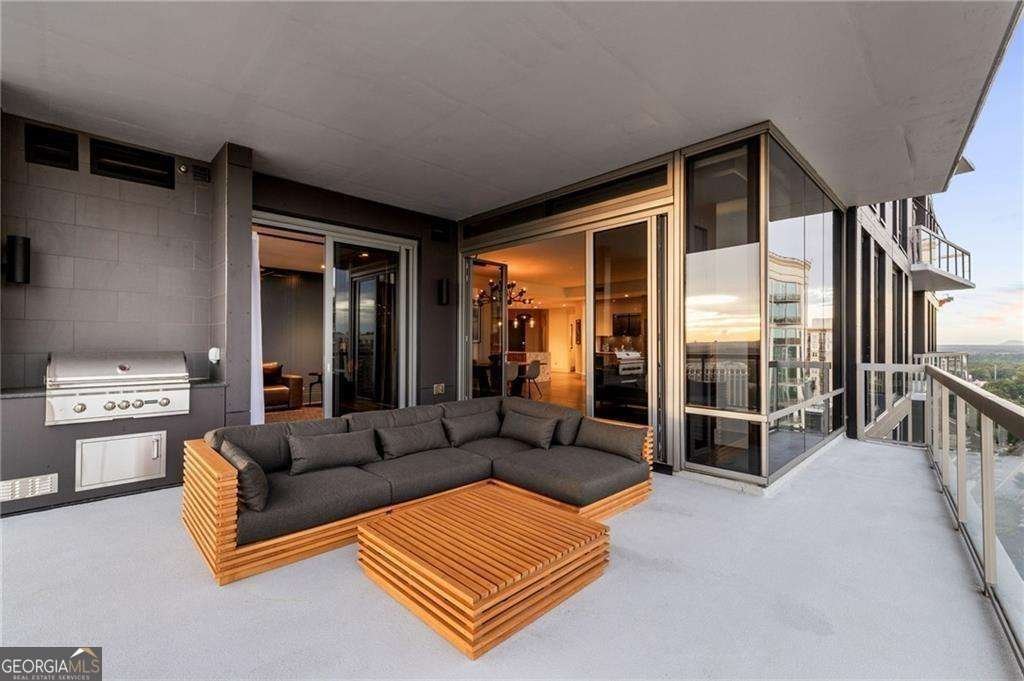 3107 Peachtree Road Atlanta - 36