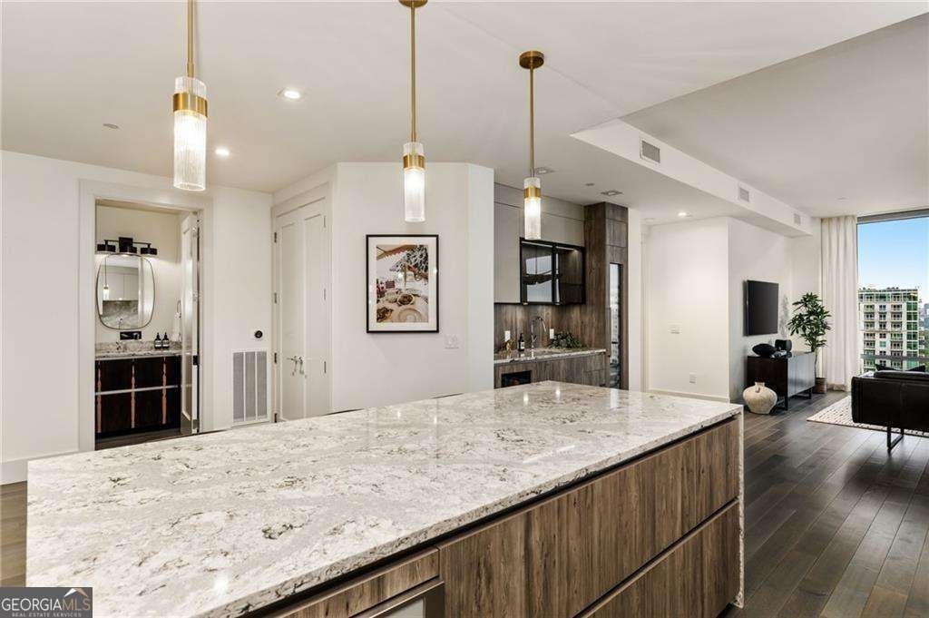 3107 Peachtree Road Atlanta - 7