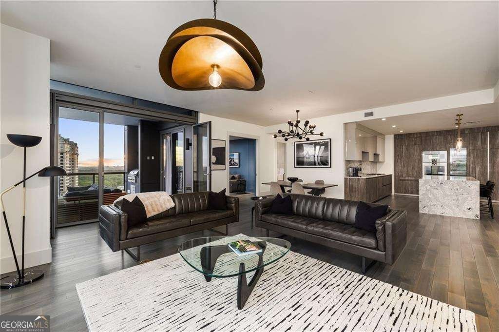 3107 Peachtree Road Atlanta - 8