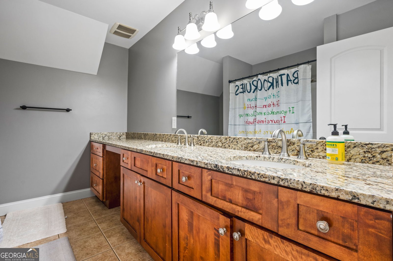 1816 Yorkshire Drive Woodstock - 34