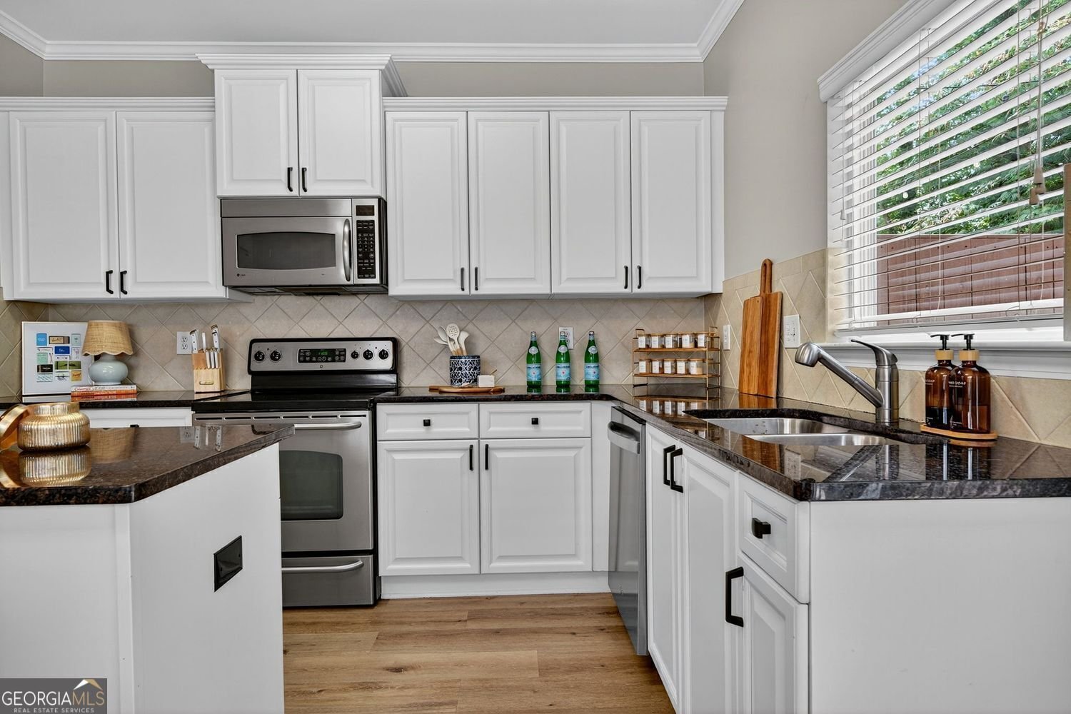 1384 Liberty Parkway Atlanta - 13