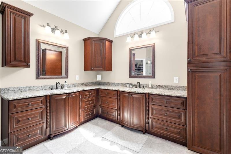 2252 FLORAL RIDGE Drive Dacula - 23