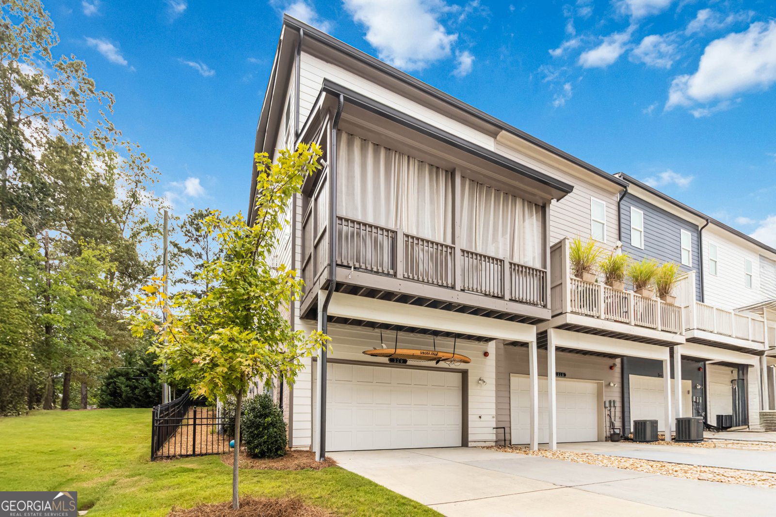 320 Oak Arms Way Woodstock - 2