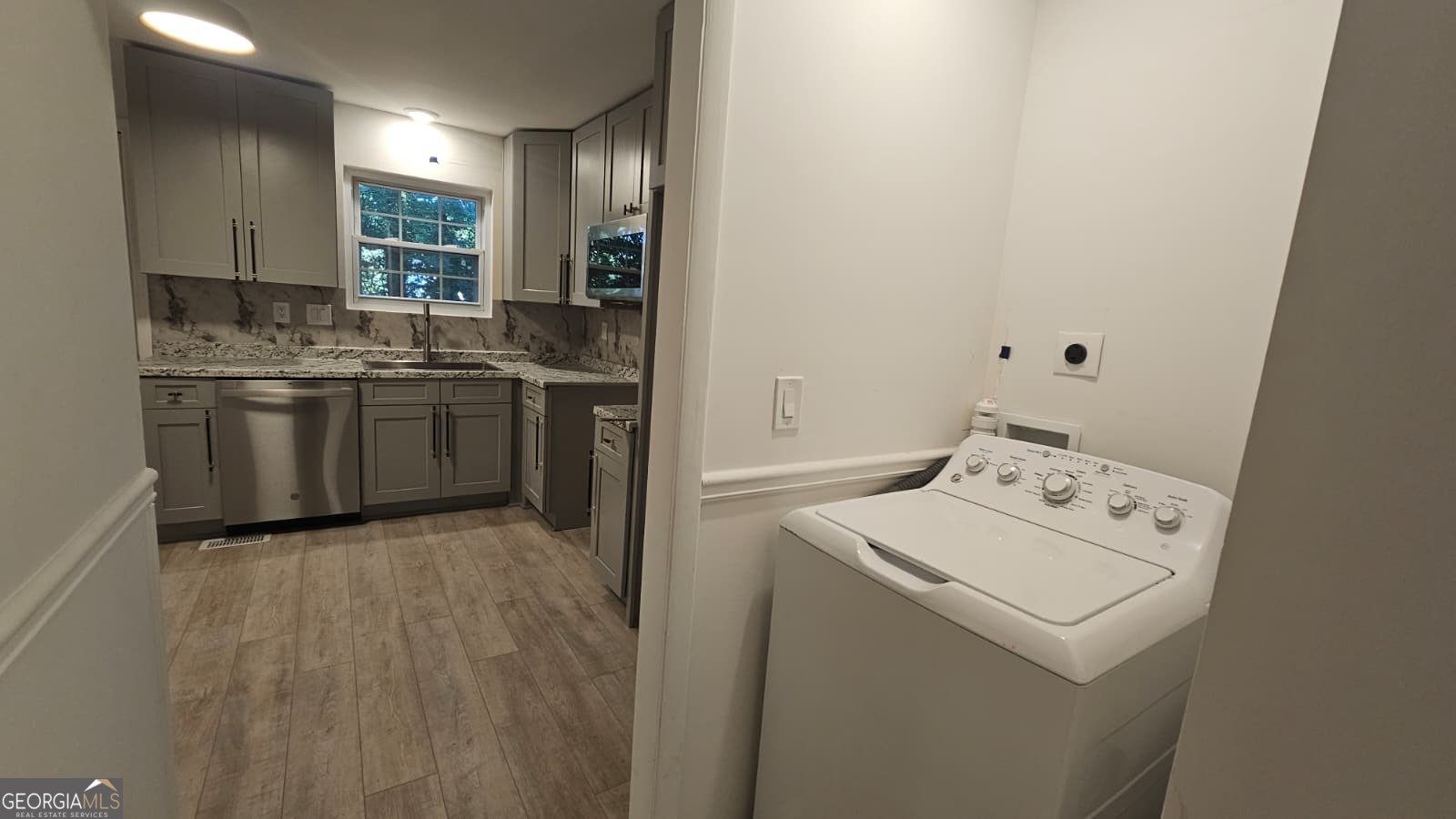 10505 Ash Rill Drive Alpharetta - 27