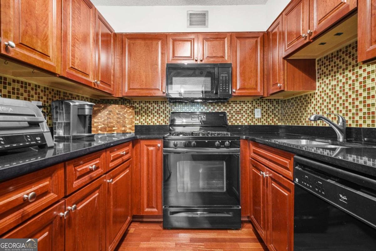 2479 Peachtree Road Atlanta - 9