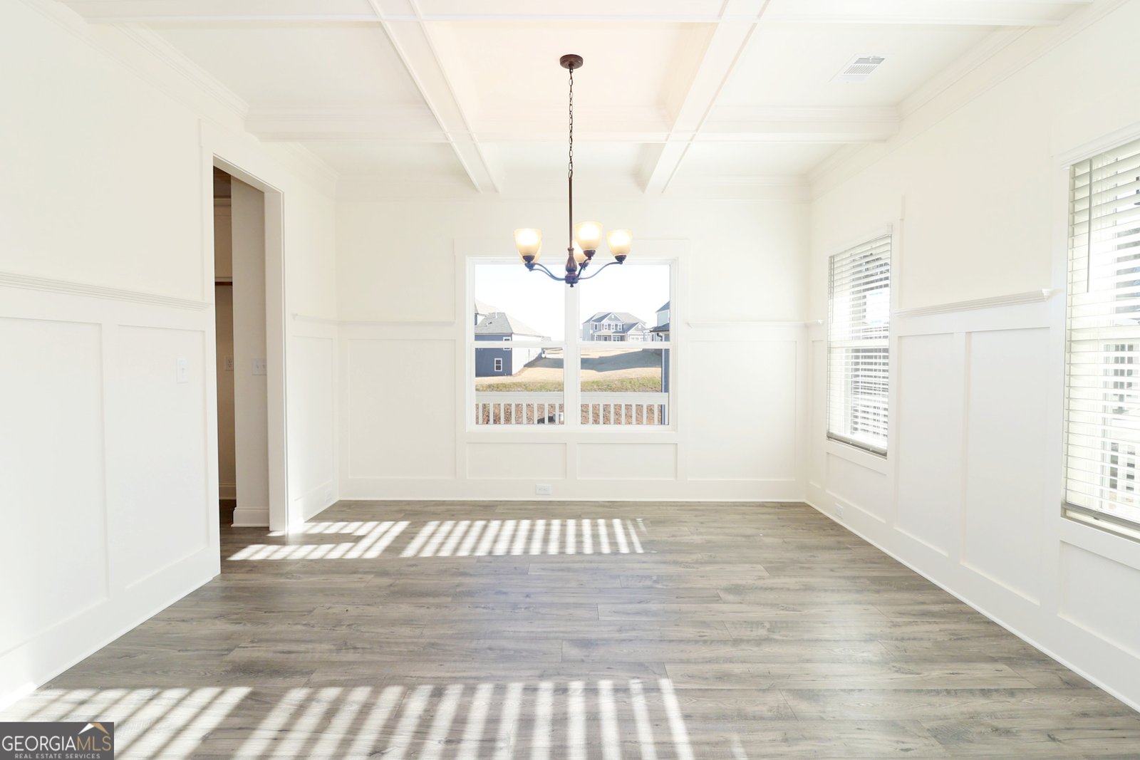 457 Banff Drive Winder - 11