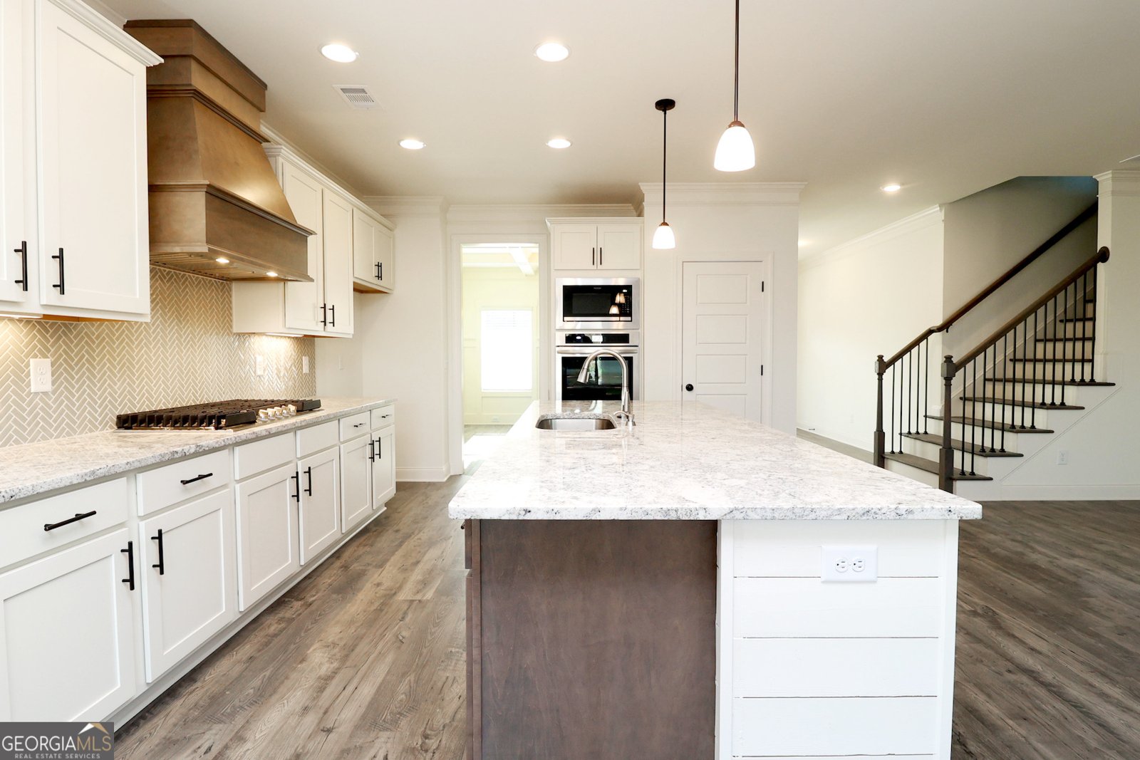 457 Banff Drive Winder - 14