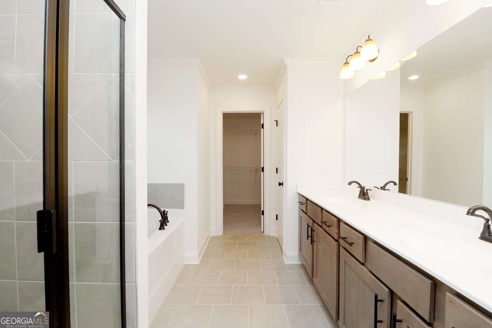 457 Banff Drive Winder - 15