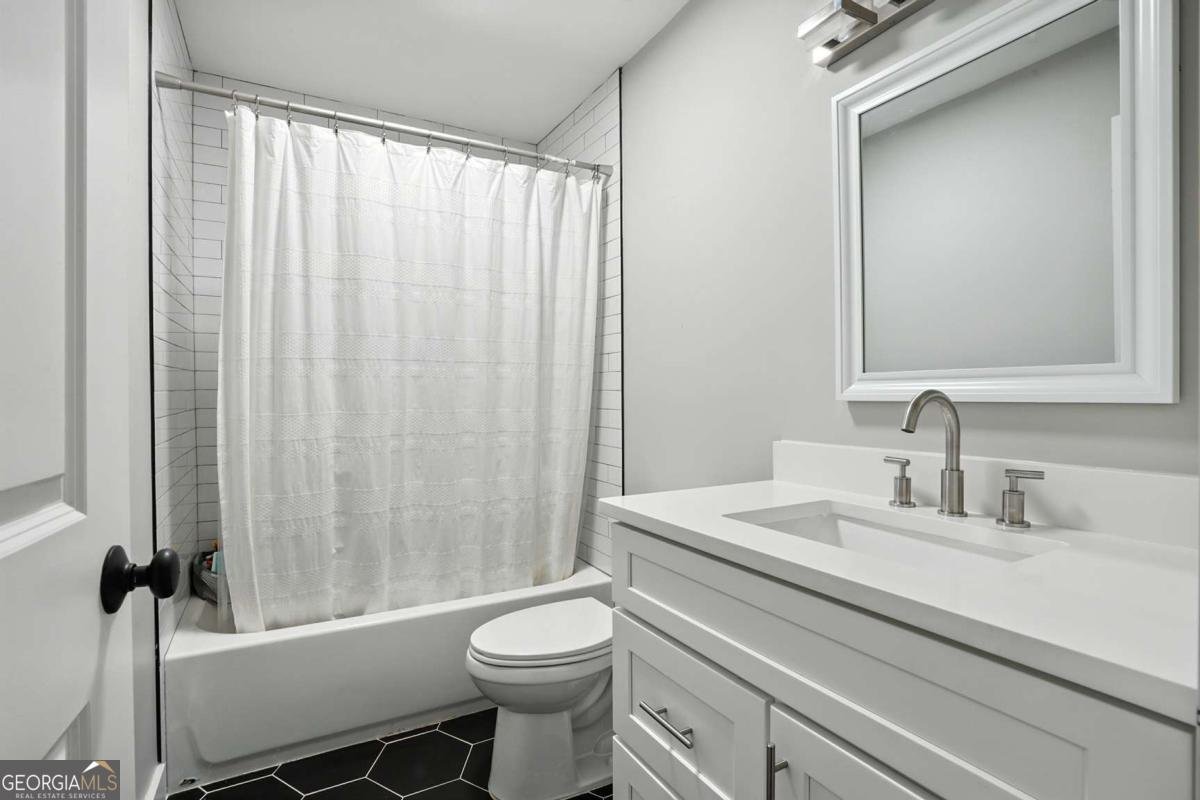 5625 Roberts Drive Atlanta - 22