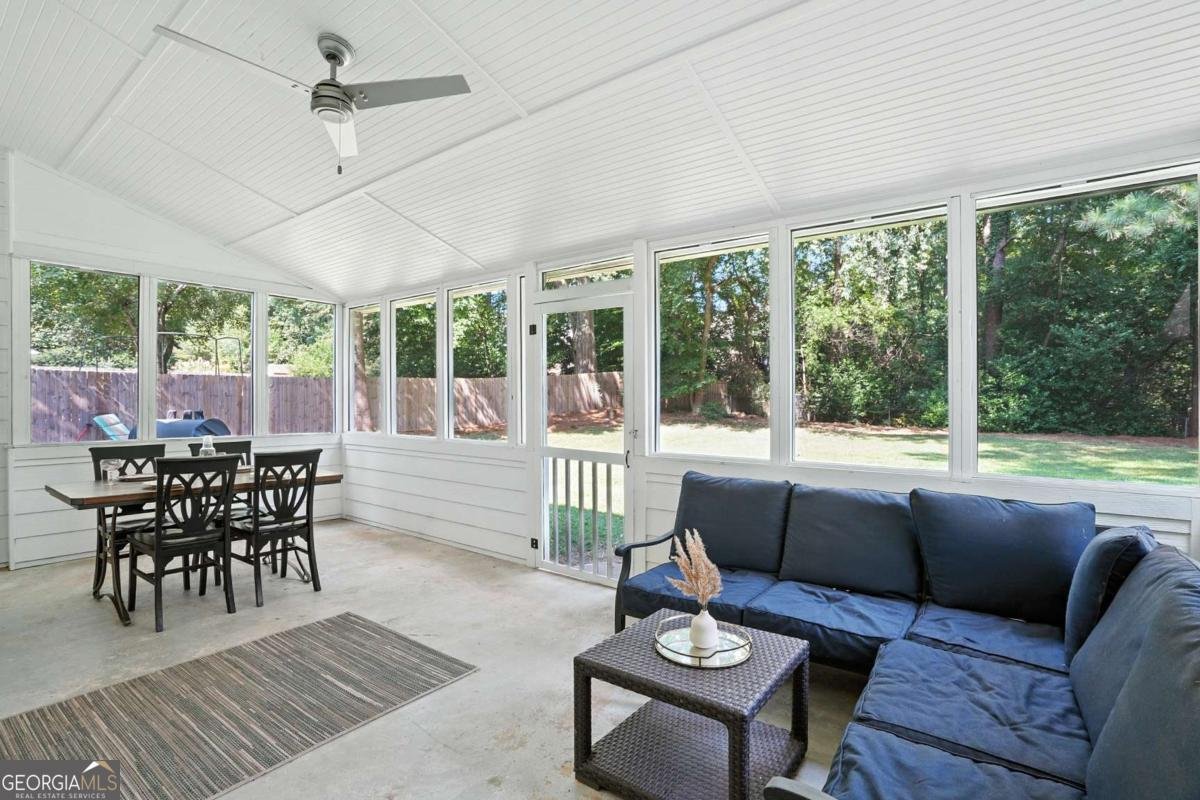 5625 Roberts Drive Atlanta - 23