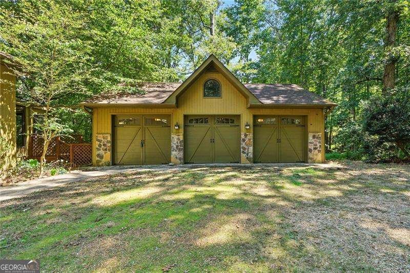 4585 Settles Bridge Road Suwanee - 36