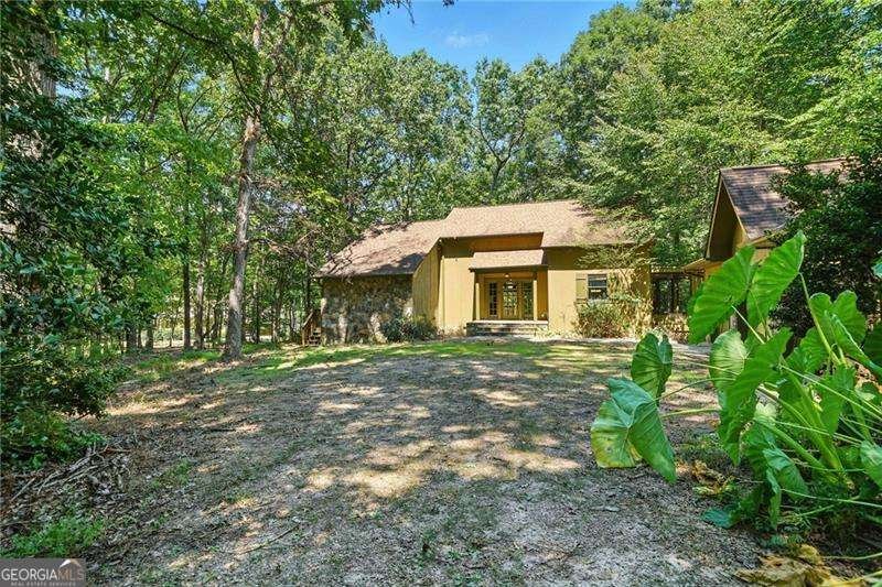 4585 Settles Bridge Road Suwanee - 38