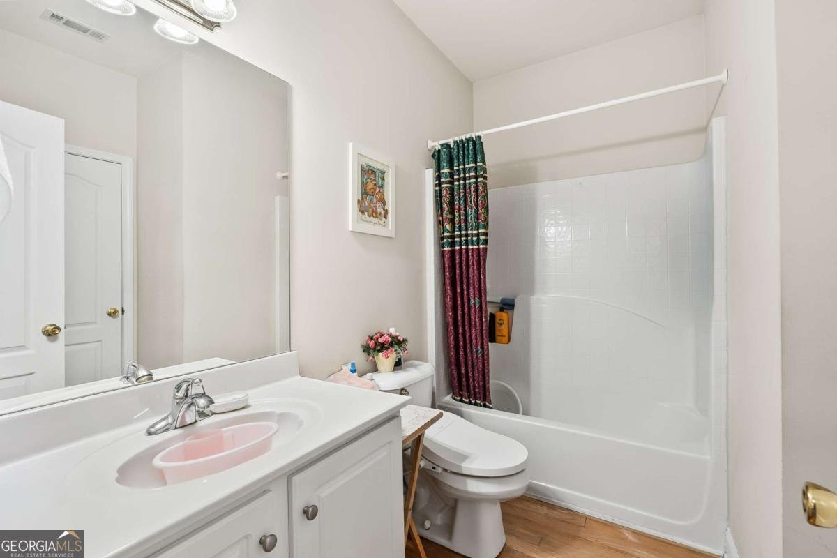 4394 Austin Hills Drive Suwanee - 27