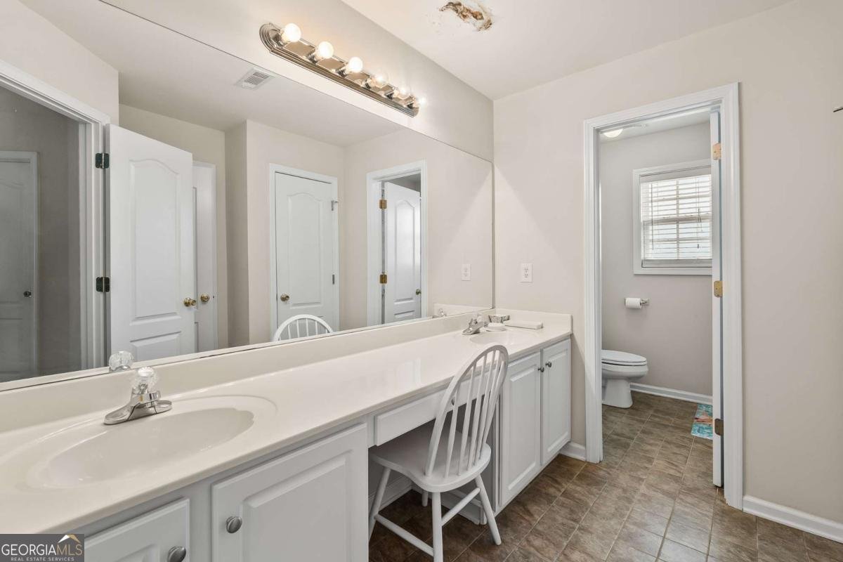 4394 Austin Hills Drive Suwanee - 43