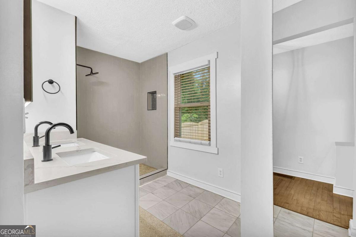 1059 Osborne Street Atlanta - 22