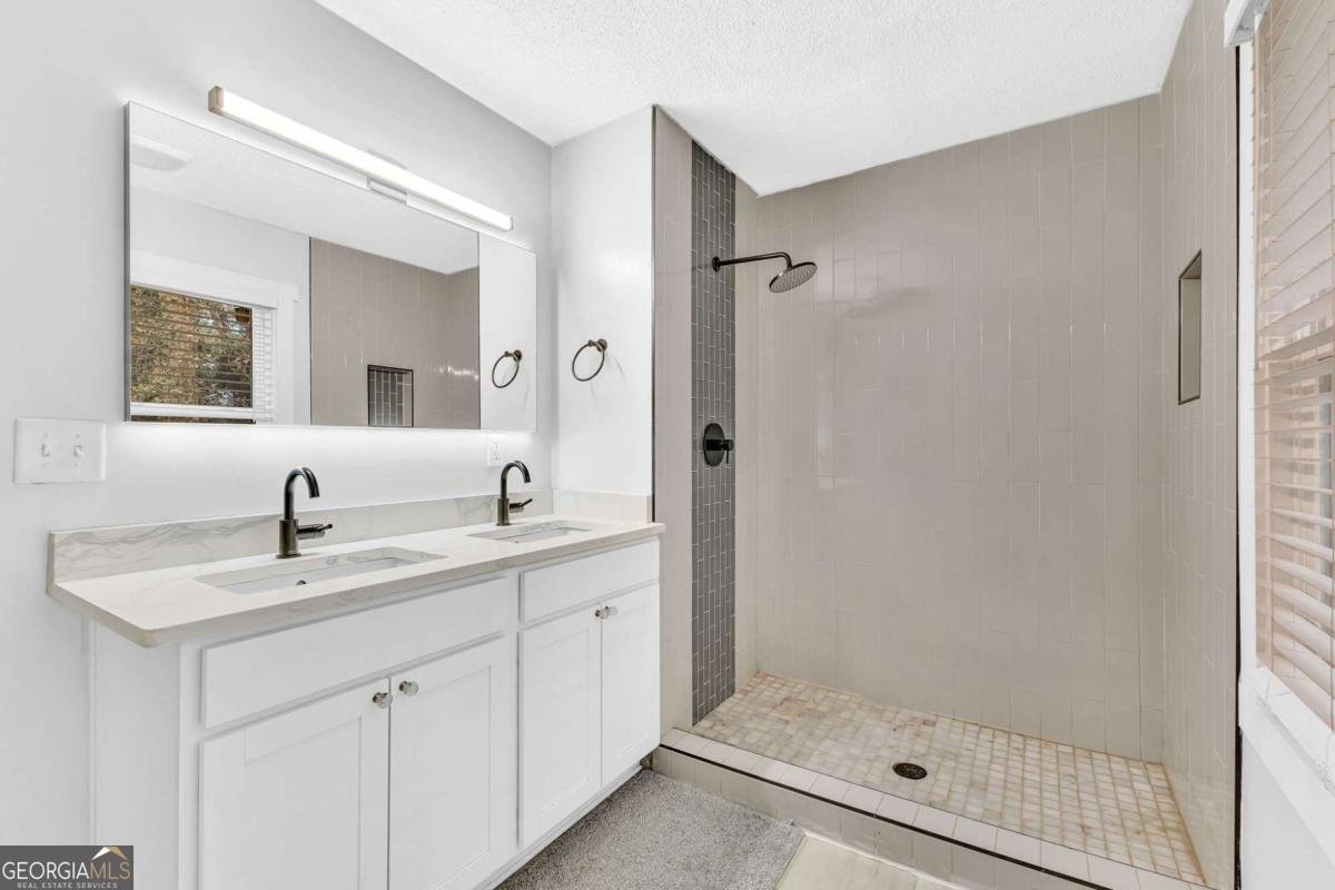 1059 Osborne Street Atlanta - 23