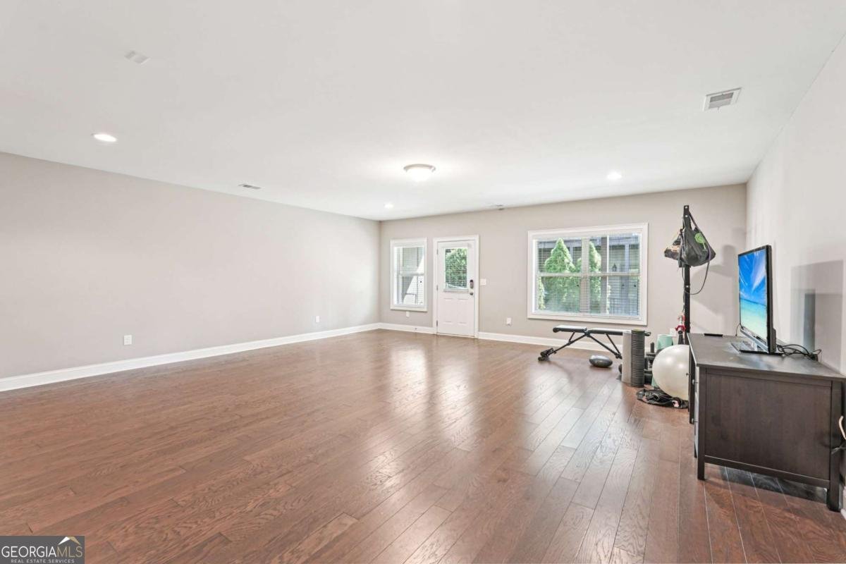 1005 Millhaven Drive Roswell - 21