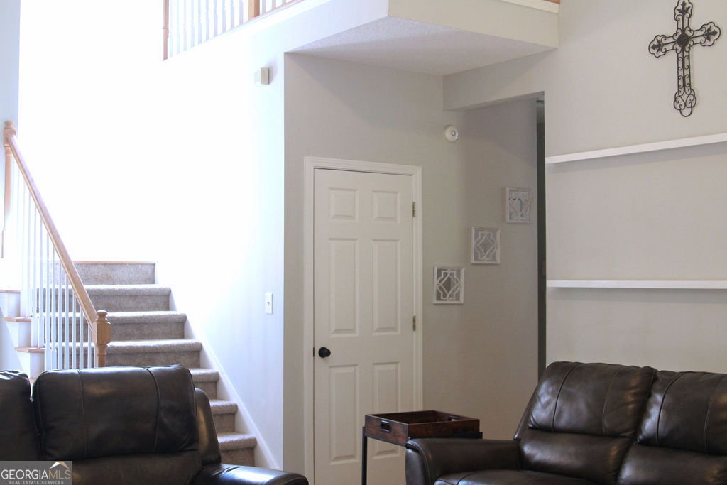 165 Bartlett Drive Sharpsburg - 32