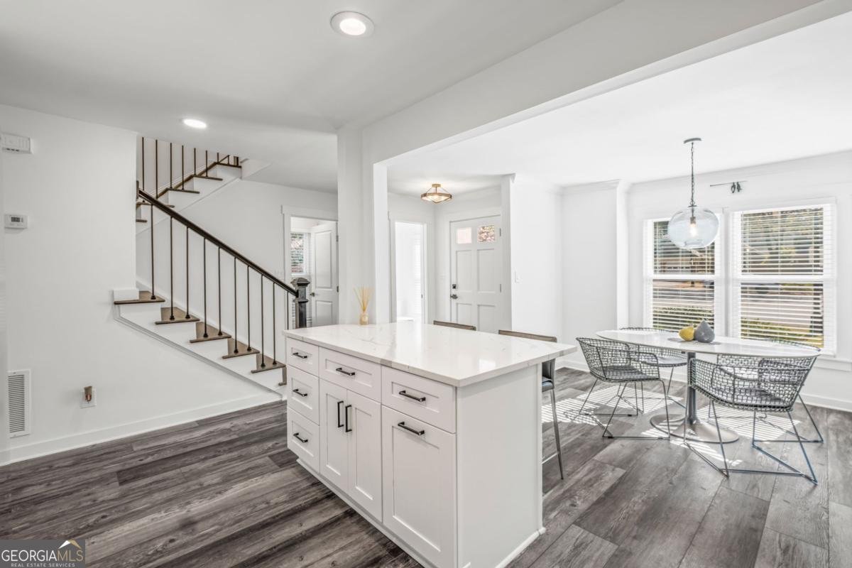 748 Olde Towne Lane Marietta - 4