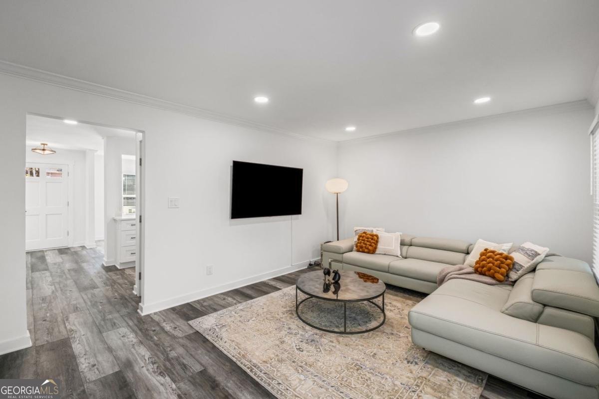 748 Olde Towne Lane Marietta - 7