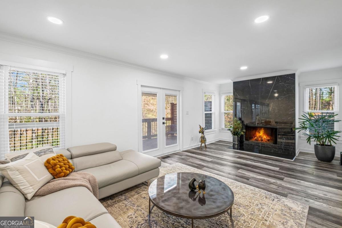 748 Olde Towne Lane Marietta - 8