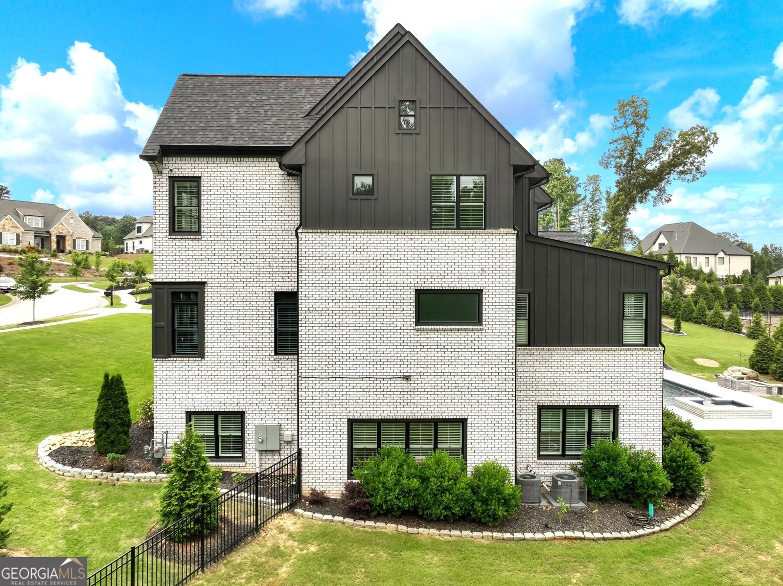 5832 Lula Bridge Lane Braselton - 78