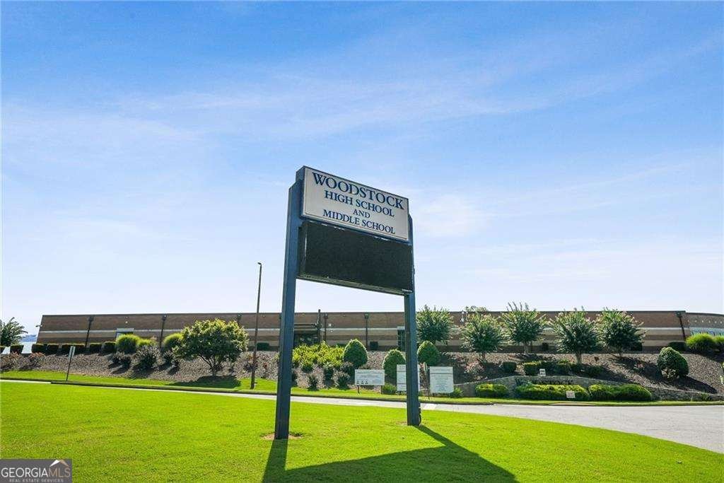 404 Larussa Court Woodstock - 33