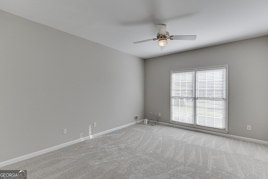 5931 Legend Court Hoschton - 4