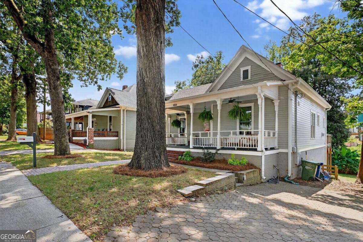 1054 White Oak Avenue Atlanta - 10