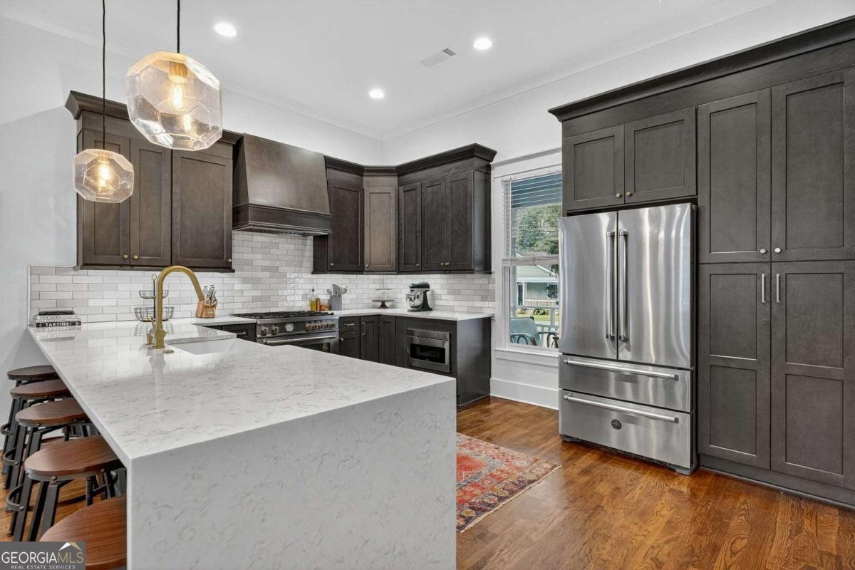 1054 White Oak Avenue Atlanta - 17