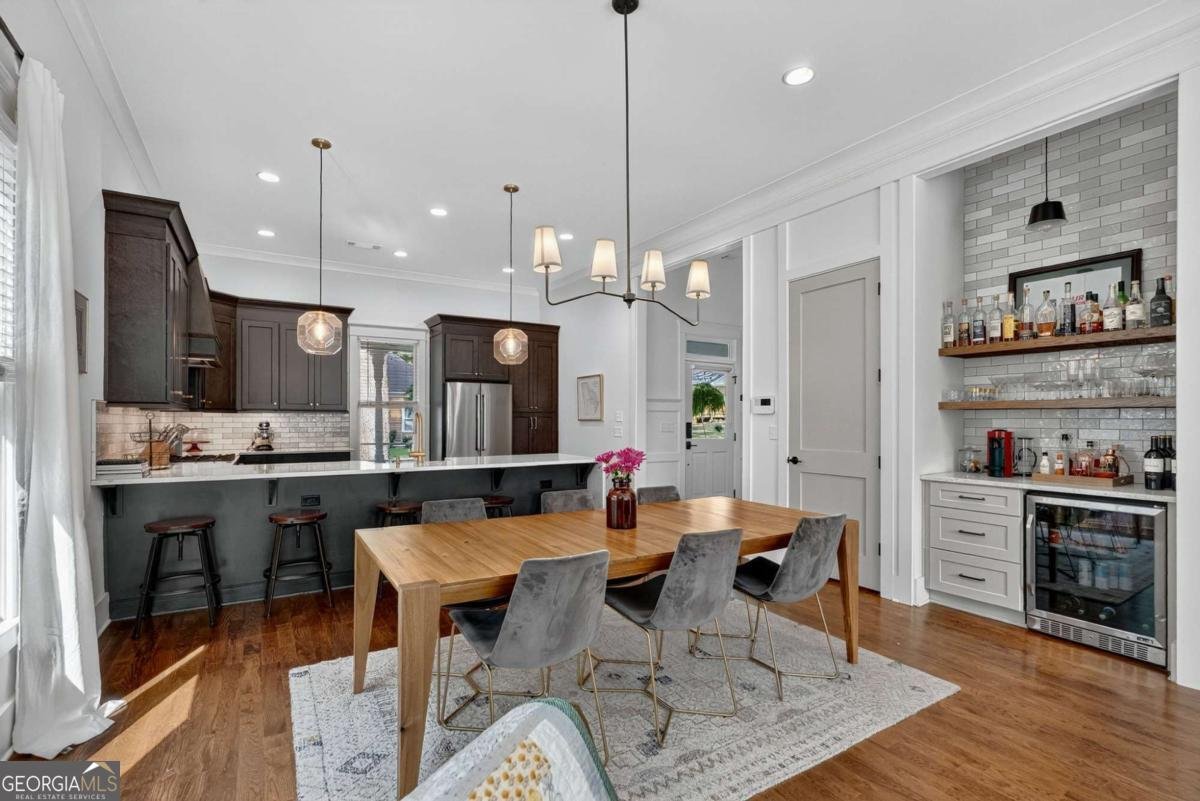 1054 White Oak Avenue Atlanta - 23