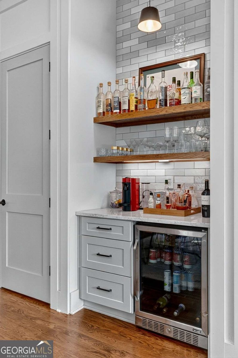 1054 White Oak Avenue Atlanta - 24