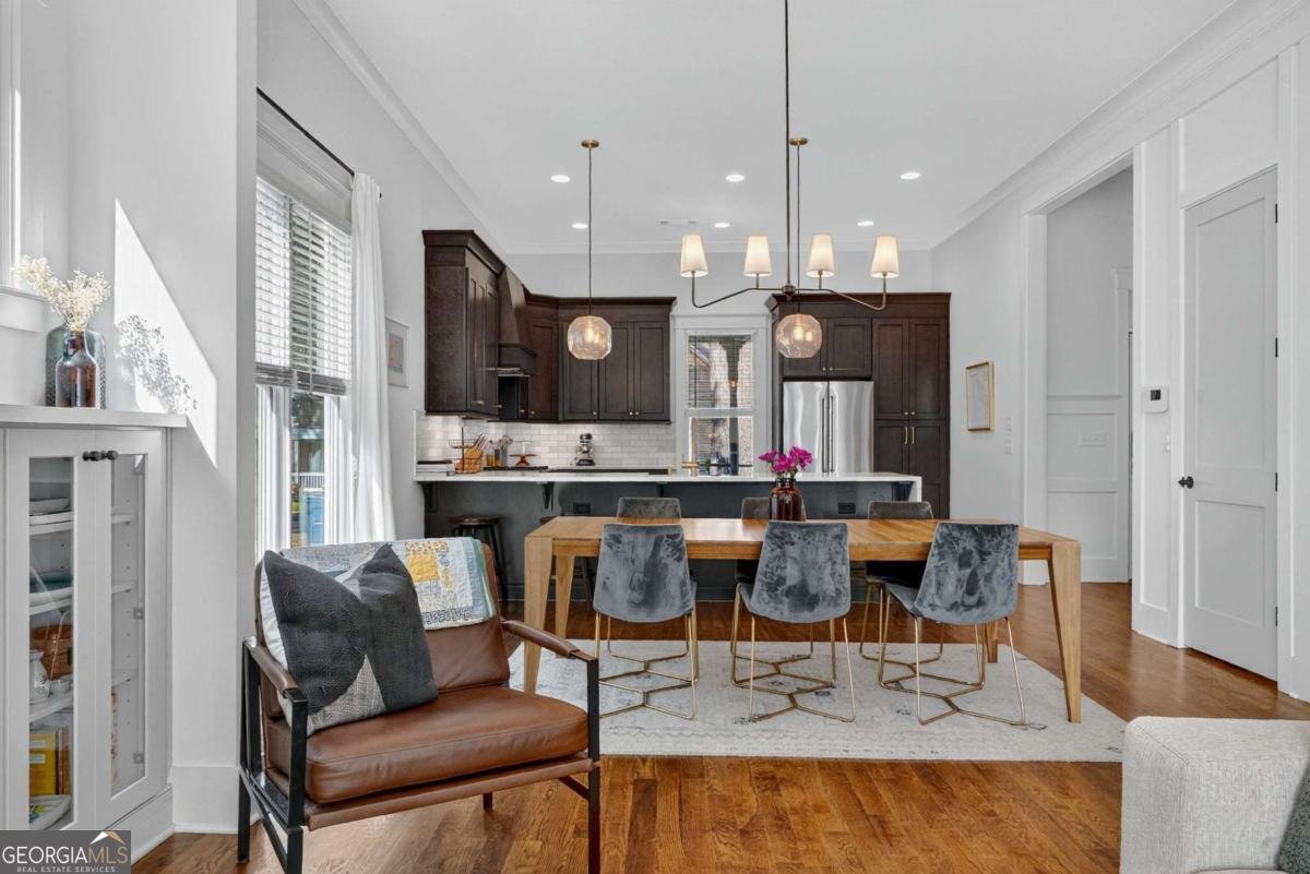 1054 White Oak Avenue Atlanta - 25