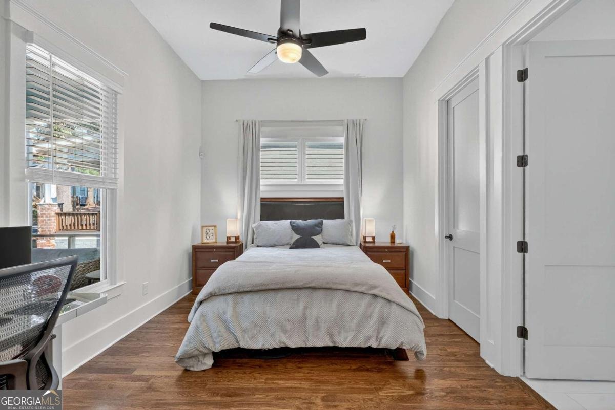 1054 White Oak Avenue Atlanta - 40