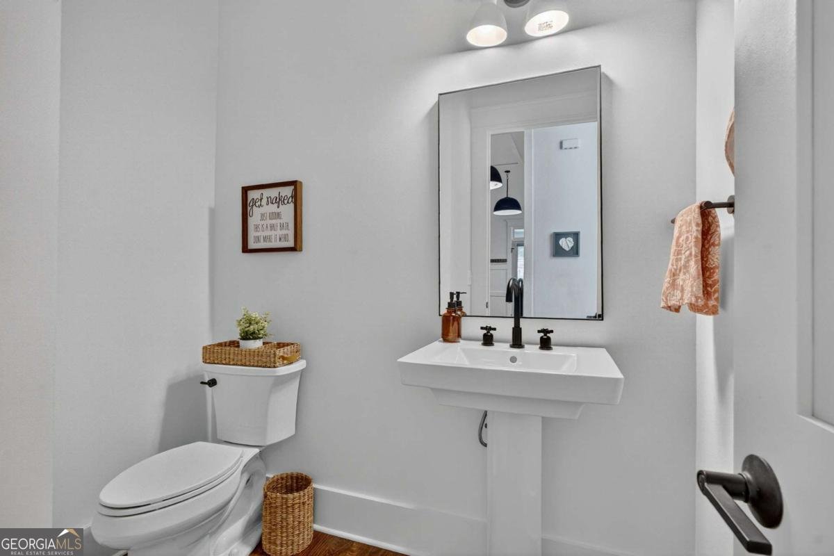 1054 White Oak Avenue Atlanta - 43