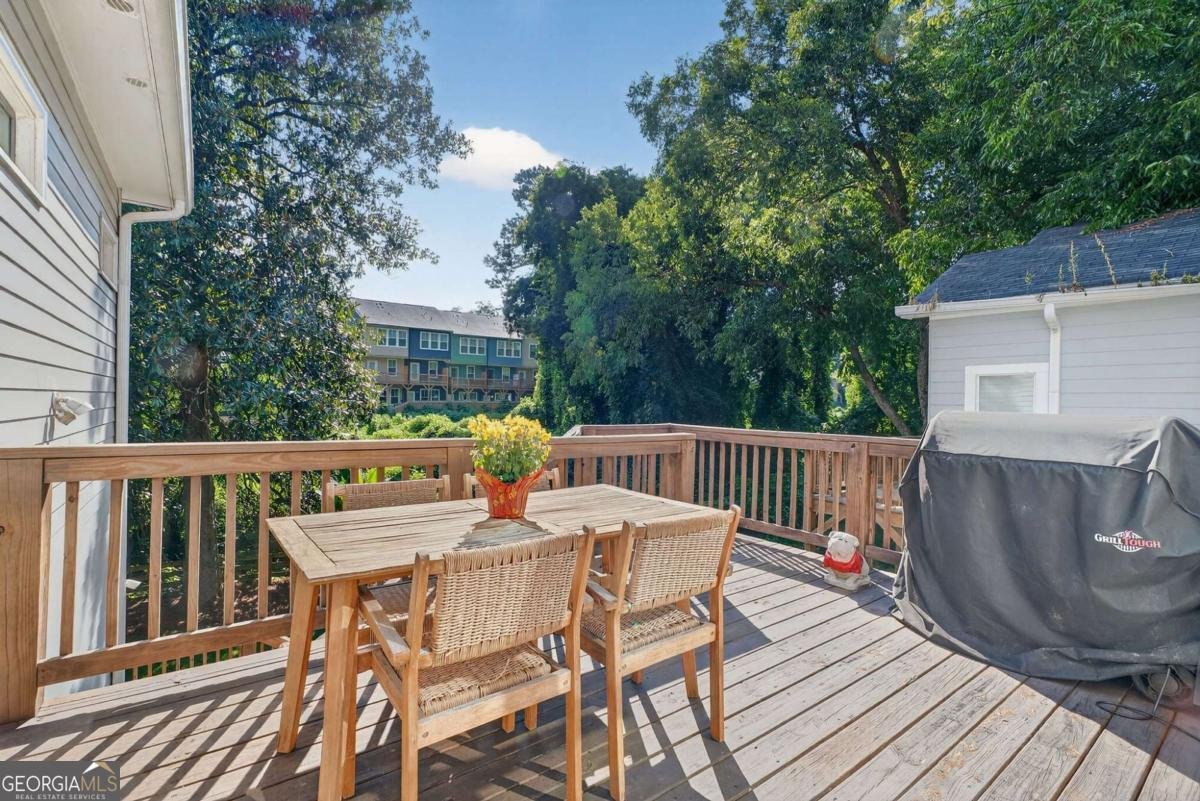 1054 White Oak Avenue Atlanta - 47