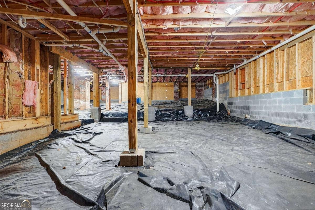 1054 White Oak Avenue Atlanta - 48