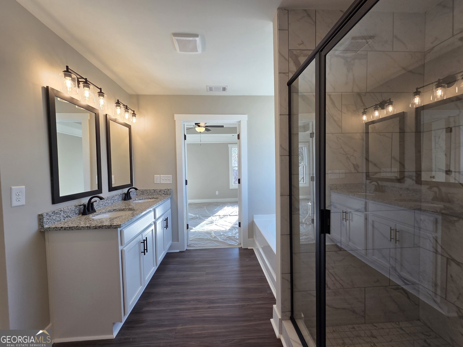 500 BENSON MEADOWS Drive Dallas - 21