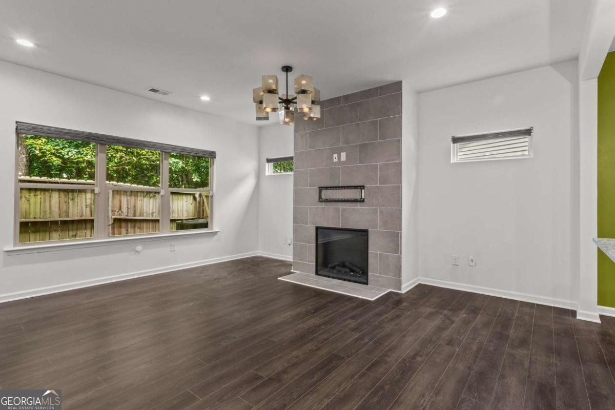 398 Mulberry Row Atlanta - 4