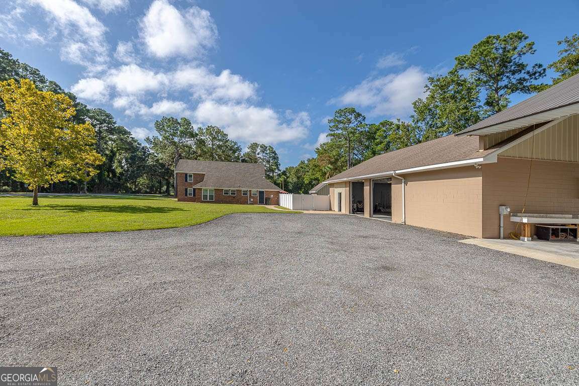 145 Oyster Road Brunswick - 35