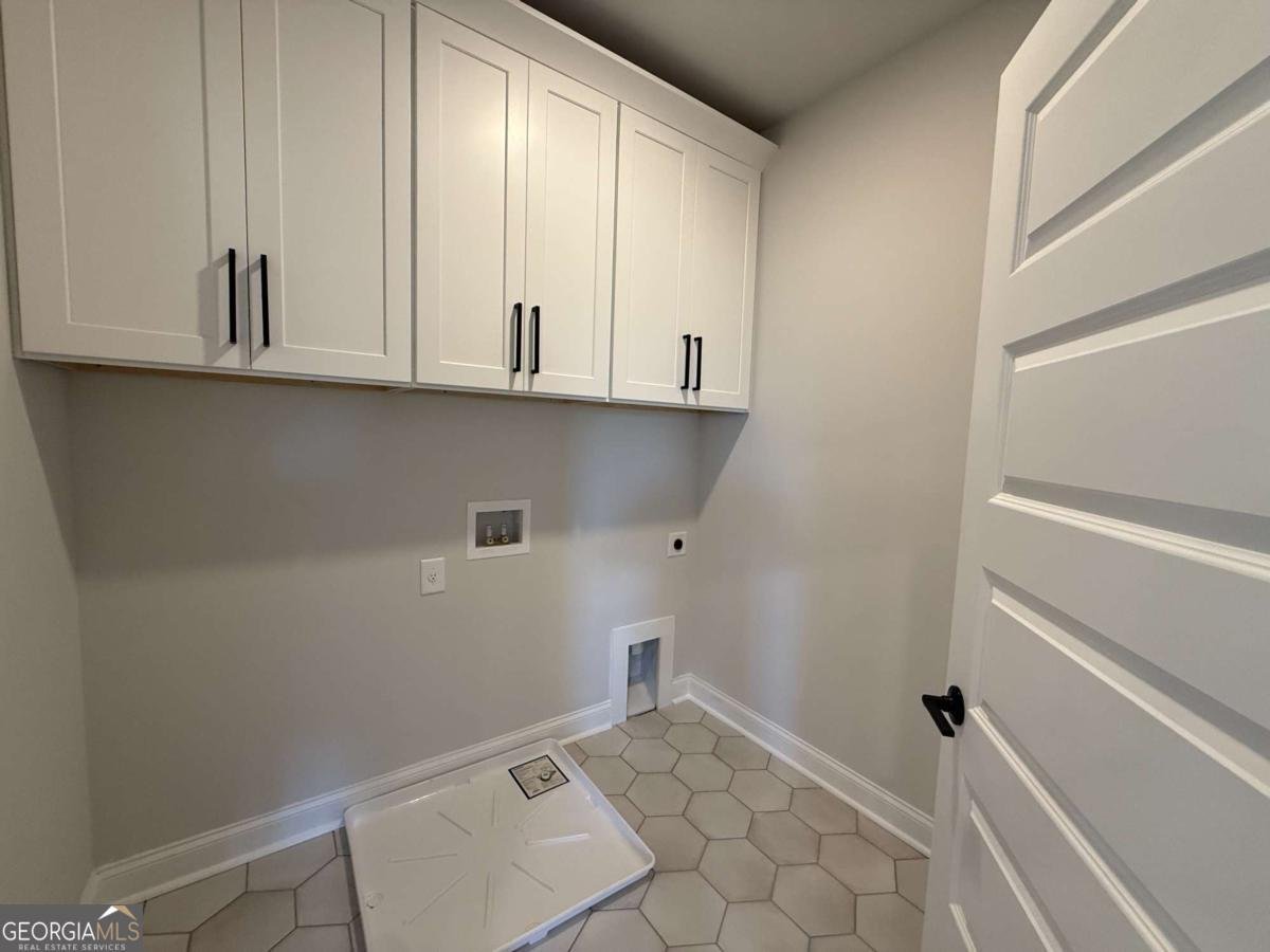 5613 Meadow View Drive Jefferson - 43