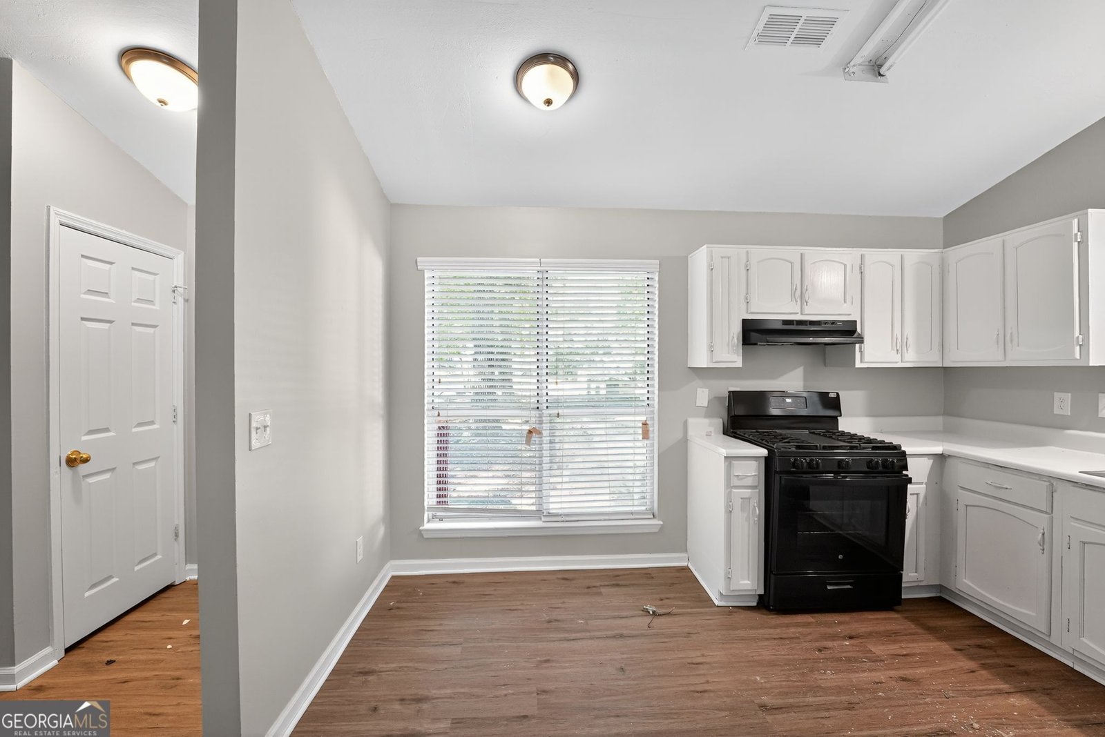 767 Forest Path Stone Mountain - 8