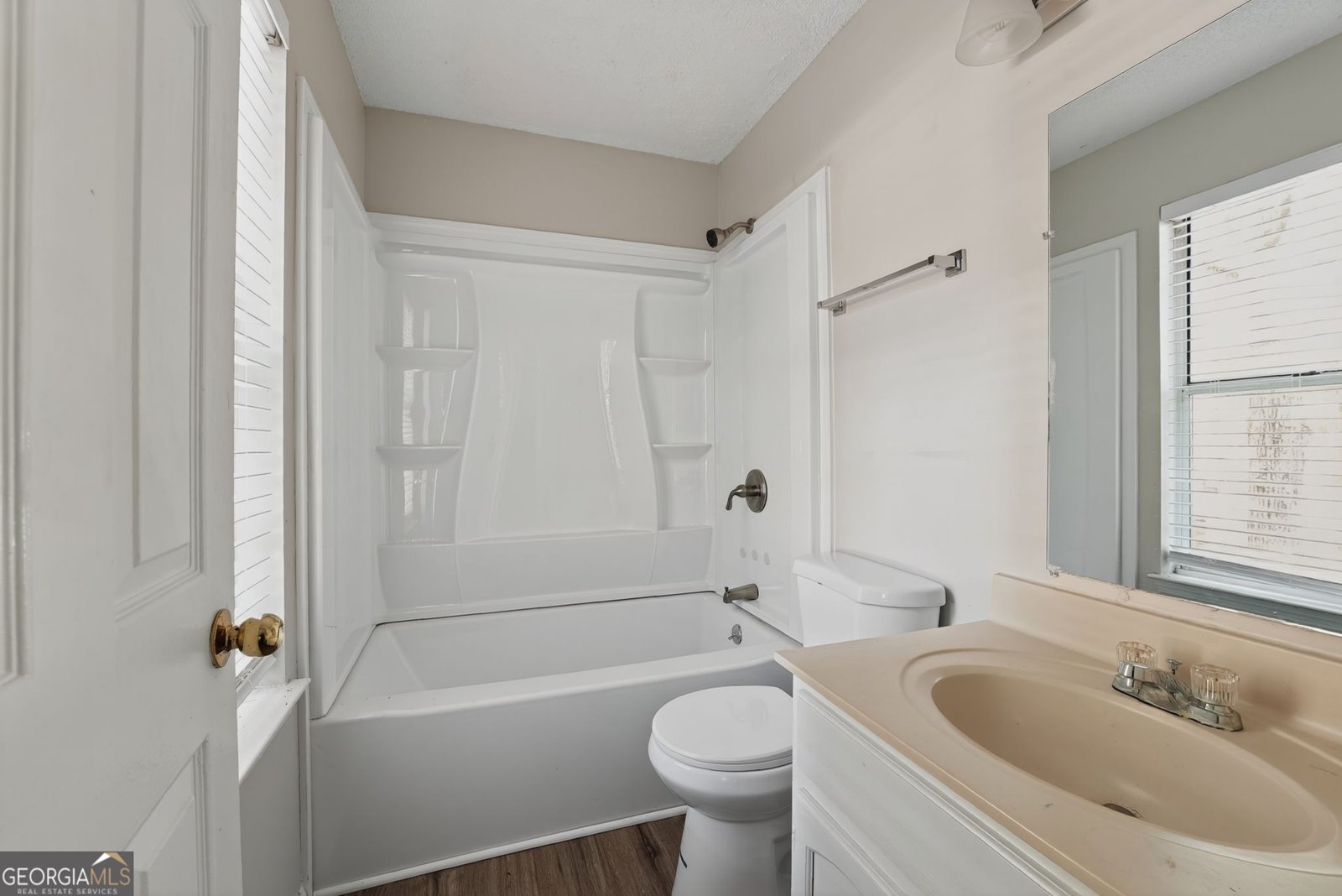 767 Forest Path Stone Mountain - 9