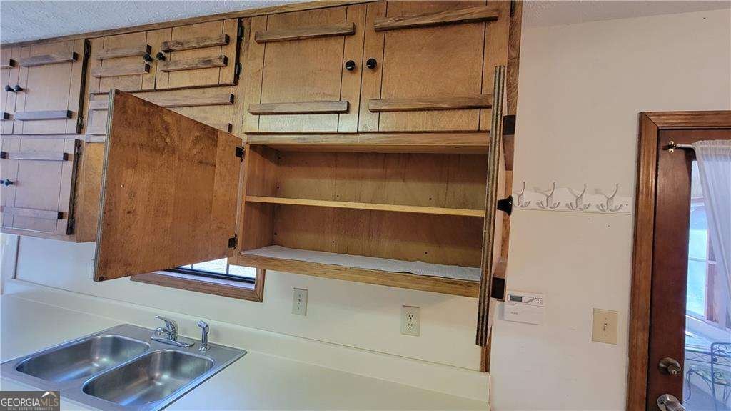 557 Mccullough Road Stockbridge - 32