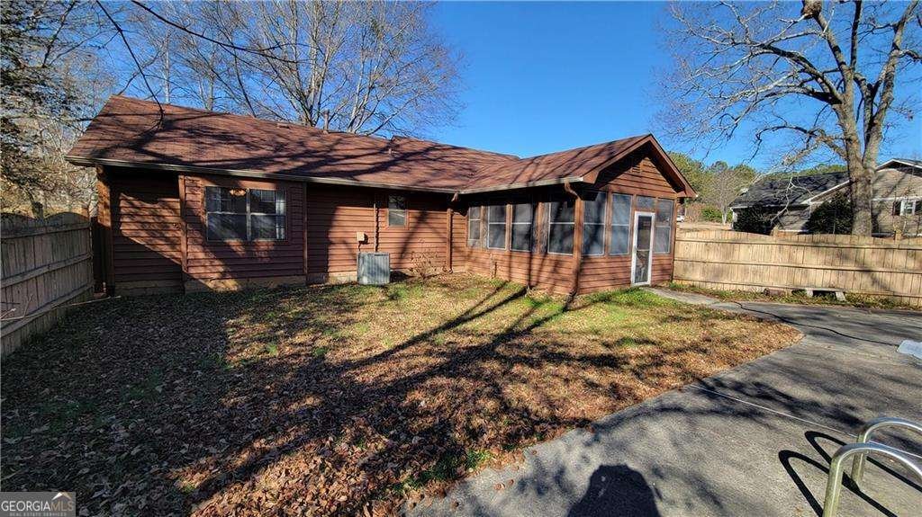 557 Mccullough Road Stockbridge - 75