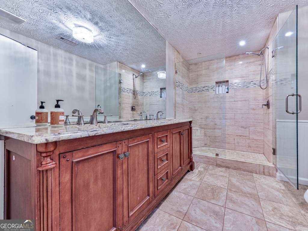 819 Victoria Place Woodstock - 15